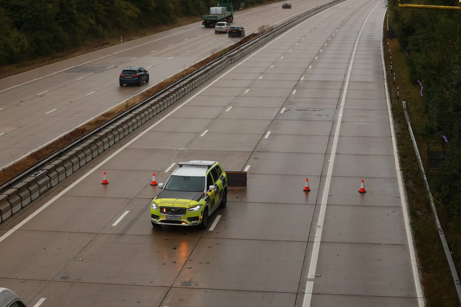 M20 Closed After Multi-Vehicle Crash Involving Lorries and Cars in Kent