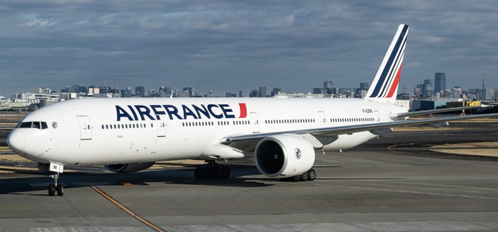 Air France Flight Declares Emergency After Passenger Attacks Purser