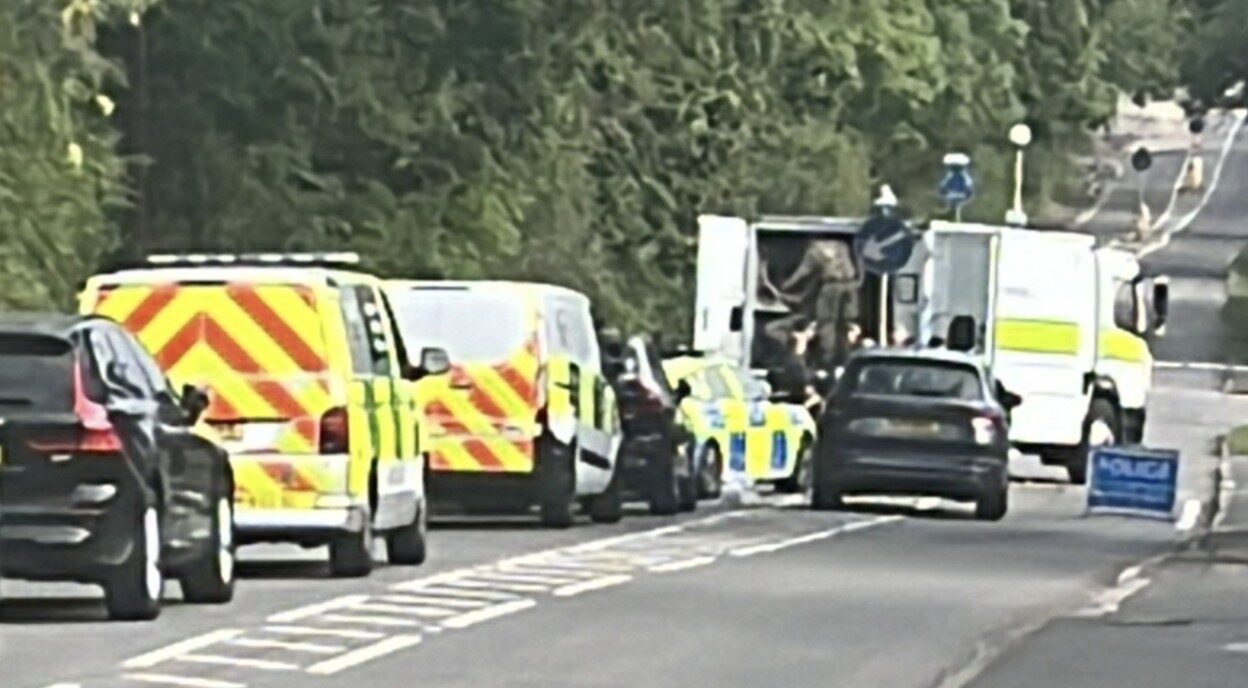 Dozens of Families Evacuated in Borehamwood as Army Bomb Squad Carries Out Controlled Explosions