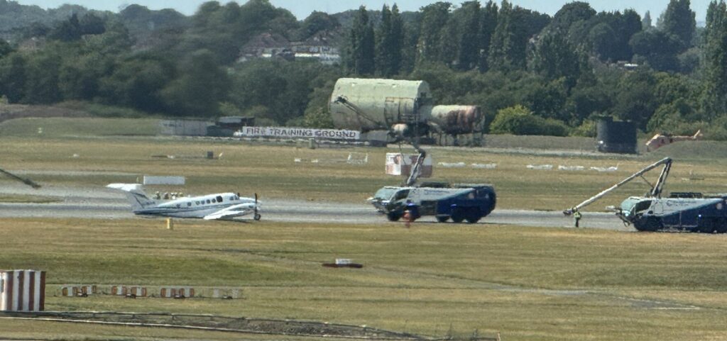 Flight CWY02G from Birmingham to Belfast Returns Mid-Flight After Technical Alert
