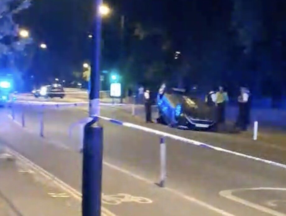 Green Lanes Reopens After Early-Morning Crash Leaves Vehicle Overturned