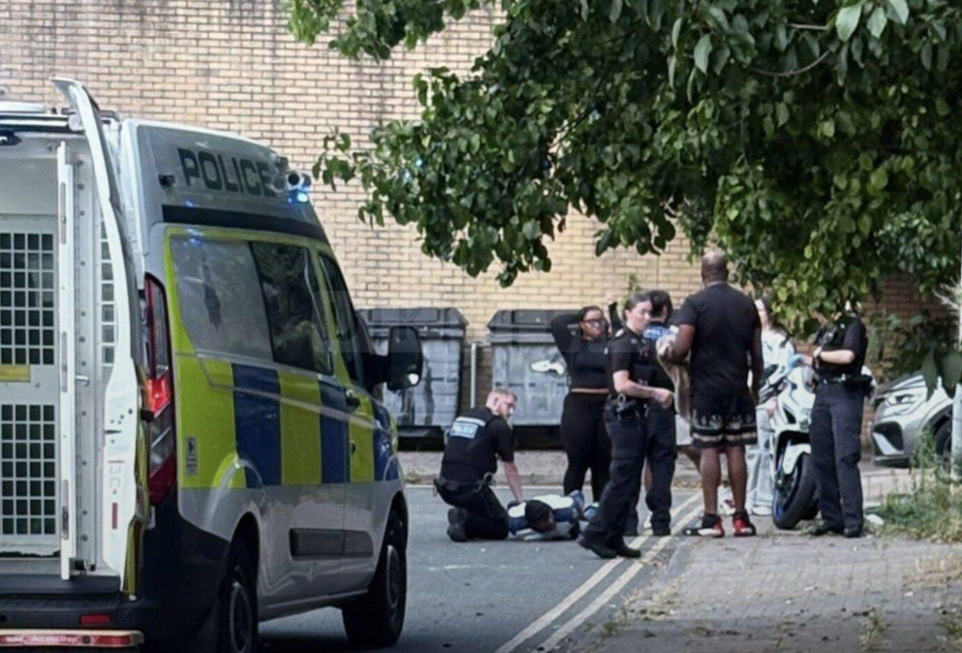 Police incident in Phoenix Rise, Brighton