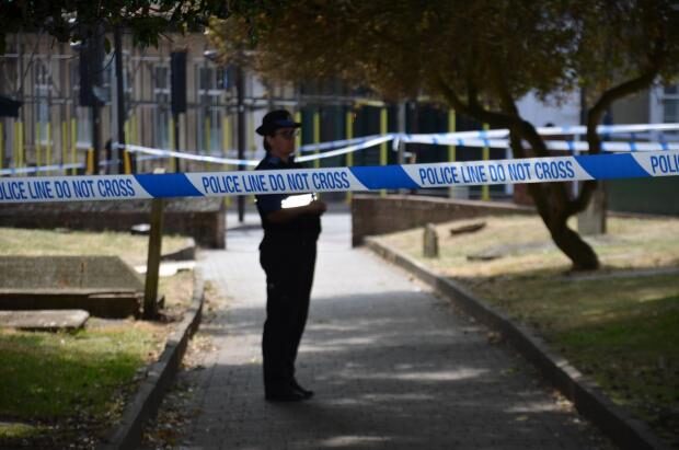 Three Men Injured in Reading Town Centre Knife Attack – Attempted Murder Arrest Made