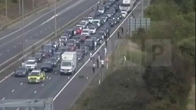 M6 brought to a standstill near Rugby after police incident  later car fire adds delays – UKNIP