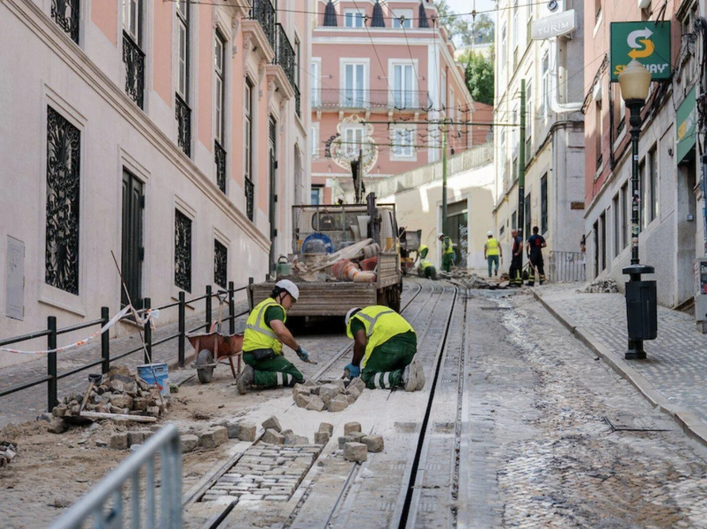 Two British Tourists Among 16 Killed in Lisbon Tram Disaster as Investigators Probe Cause