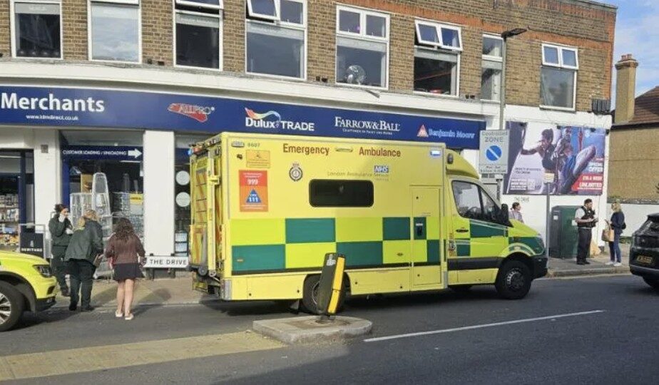 Crash Chaos in Beckenham: Driver Nabbed for No Insurance – UKNIP