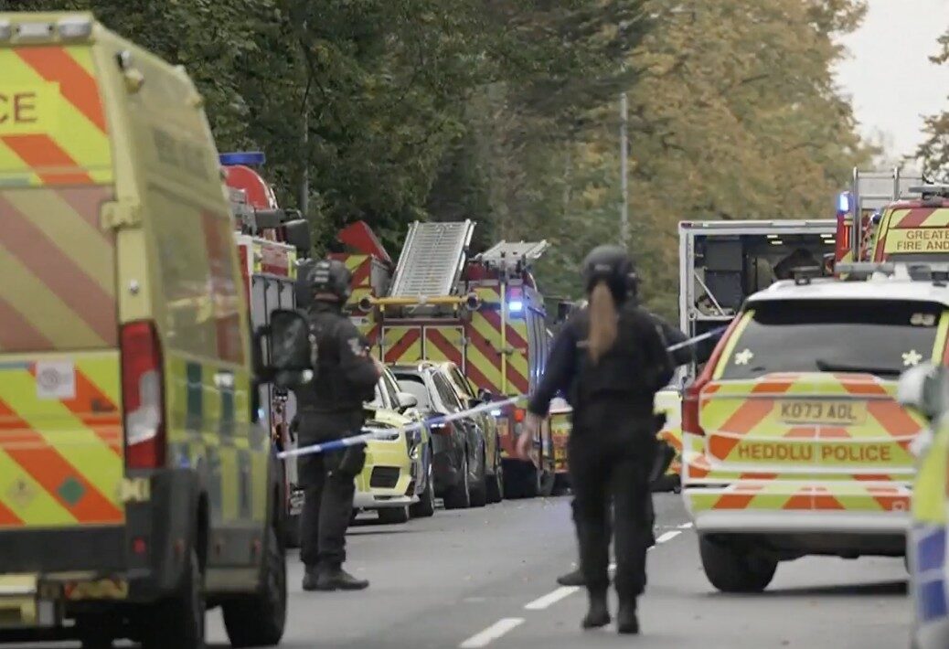 Manchester Synagogue Terror Attack: Three Dead, Hospitals on Lockdown – UKNIP
