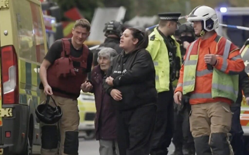 Manchester Terror Attack: Three Held After Synagogue Assault – UKNIP