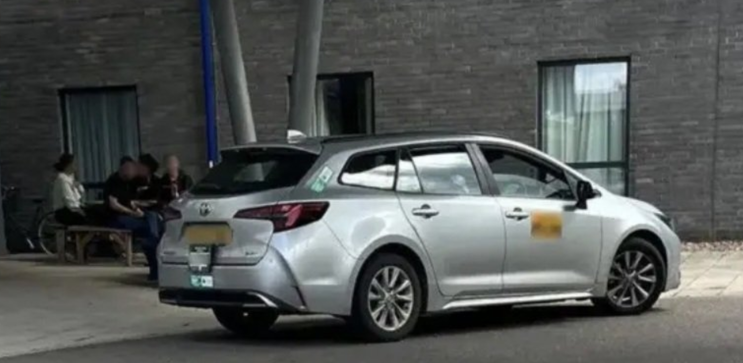 Asylum seekers banned from using taxis for medical appointments from February