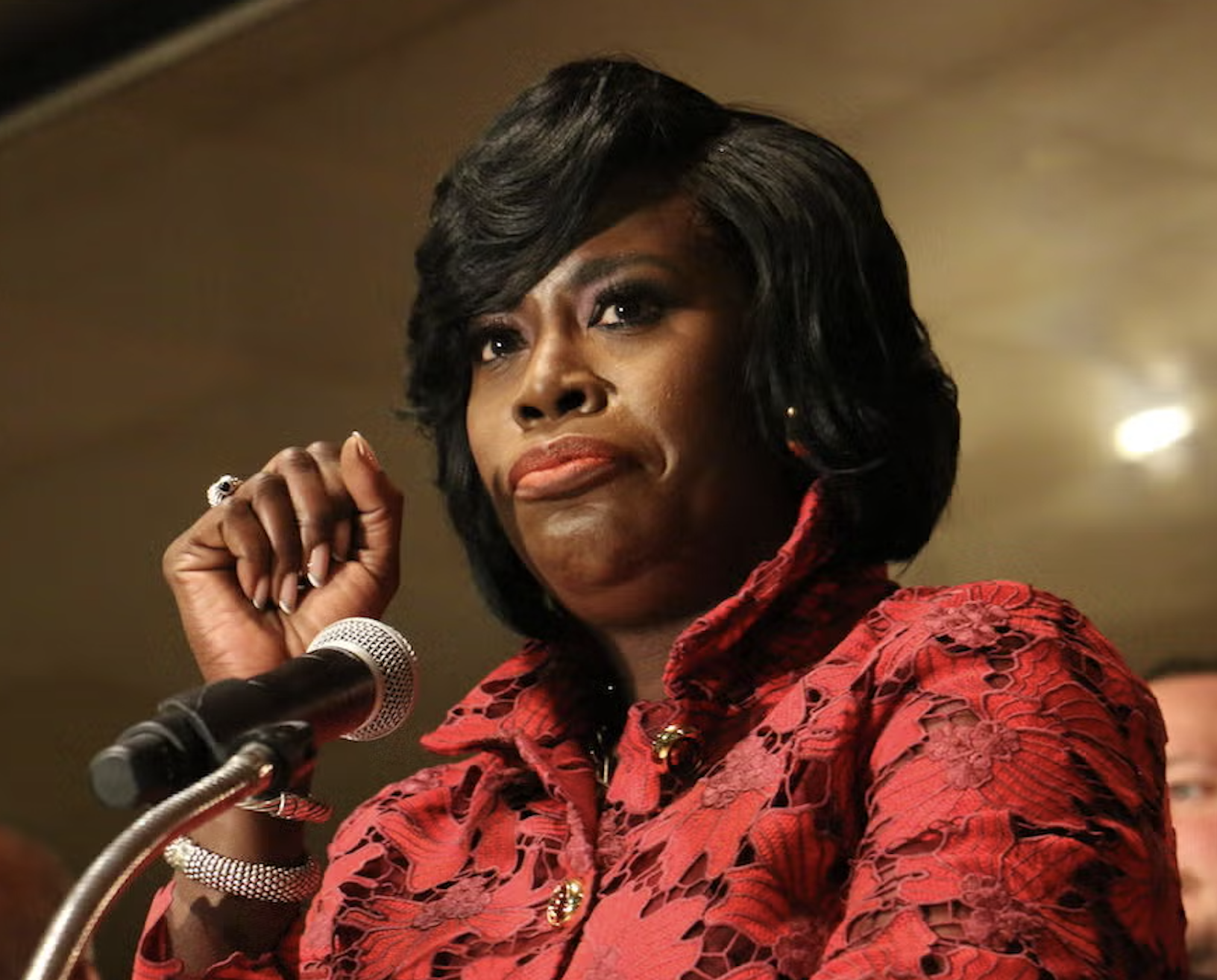 Philadelphia Mayor Ditches Diversity Contract Goals Amid Legal Pressure