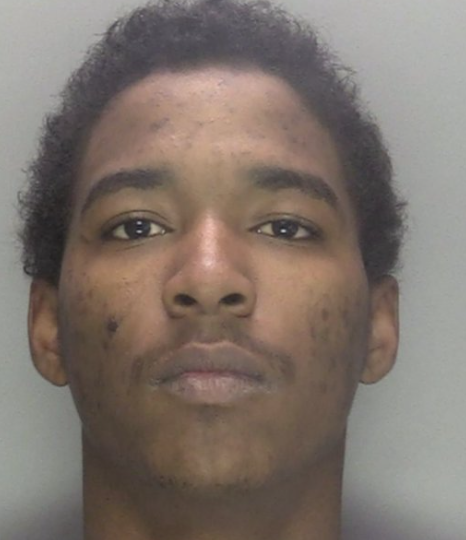 Teen thug jailed for knife possession and burglary in Crawley