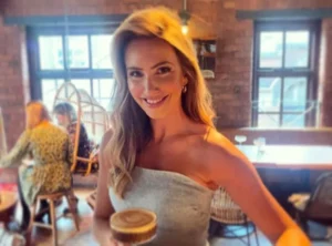 ‘Beautiful’ Mother Dies After Hit-and-Run Driver Flees on Foot