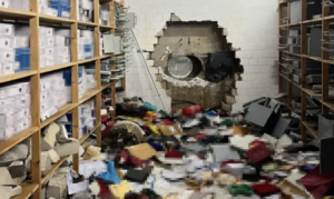Christmas Bank Heist: Thieves Drill Into Vault, Haul £30 Million in Gold