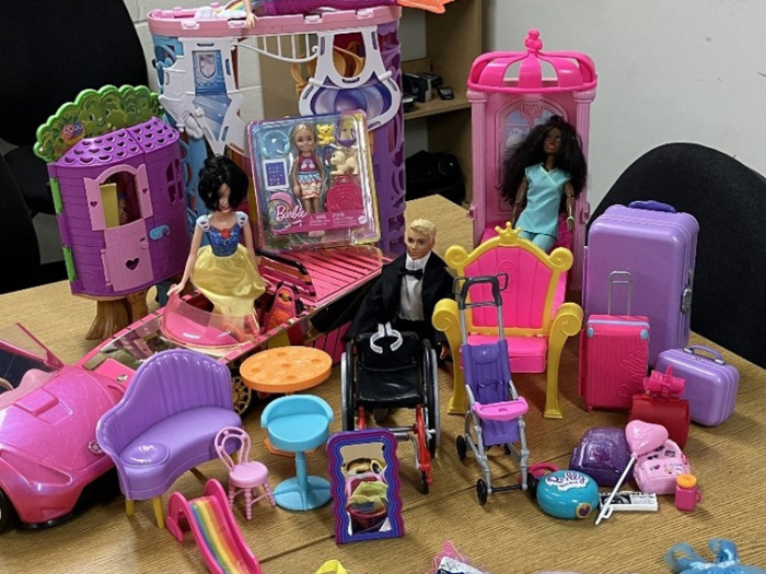 Brighton’s Parking Officers Deliver Christmas Joy to Needy Kids