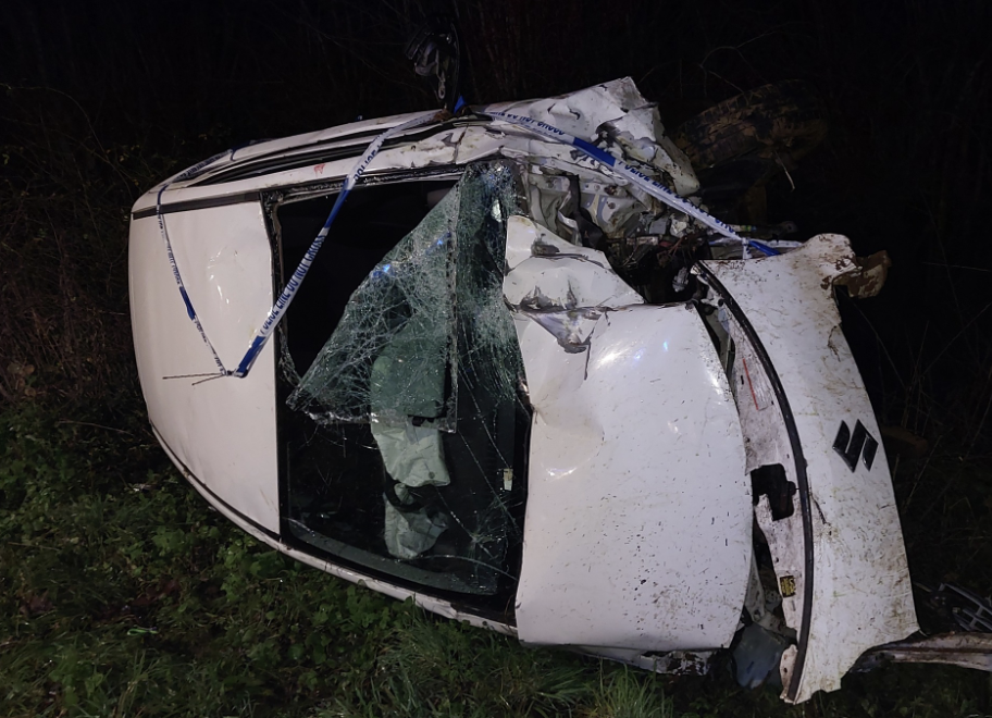 Dramatic Single-Car Crash Near Banbury Shocks Early Morning