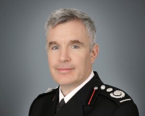 Ex-London Fire Chief Andy Roe Awarded Life Peerage by PM Starmer