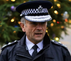 London Police Urge Public to Stay Alert and Report Suspicious Activity This Festive Season