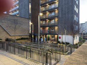 Three Bloody Days Shake London: Stabbings, Shooting, and Knife Fight