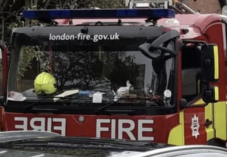 Tragedy Strikes in South London House Fire – Woman Dies