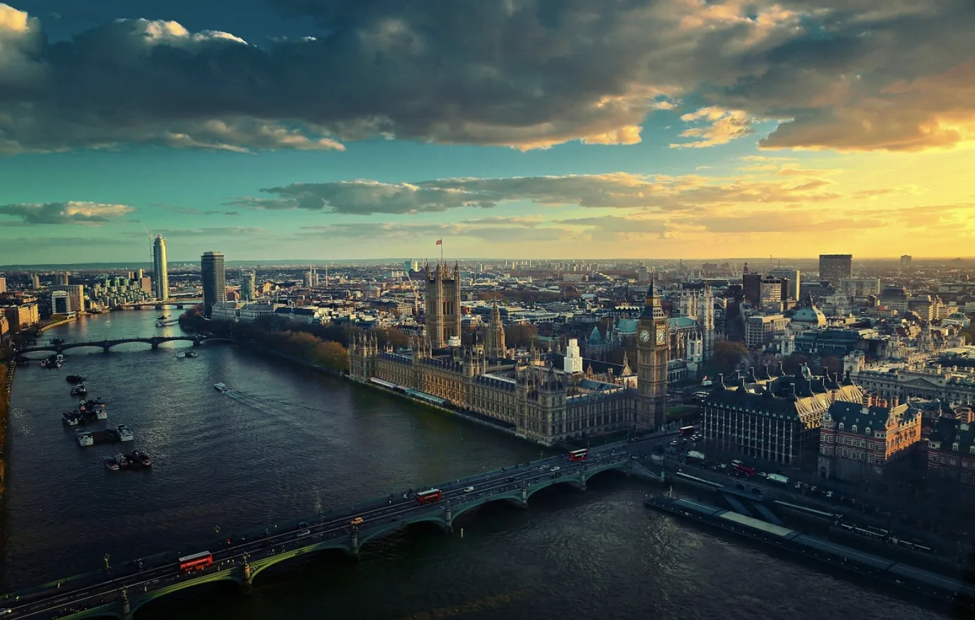 Growth of online slots coverage within Londón and Kent news