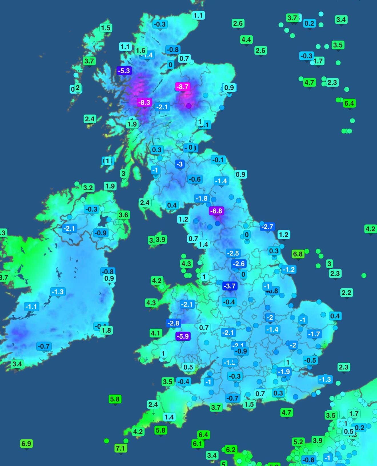 Up to 40cm Blankets Britain as Amber Warnings Hit