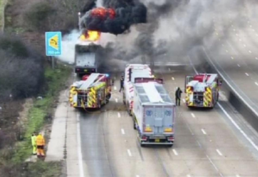 Lorry Fire Shuts Road in Hertfordshire County Hertfordshire Direction Anti-clockwise Impact Carriageway Closure Effect Expect Delays