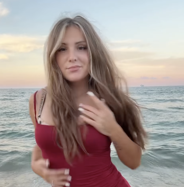 OnlyFans Teen Star Sparks Outrage With $3.4M New Year Splash