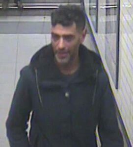 Police Hunt Man Over Sexual Assault at Sloane Square Tube