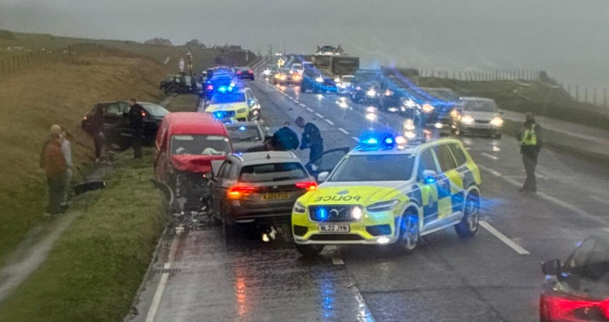 Royal Mail Van Chase Brings A259 Traffic to a Crawl Near Roedean