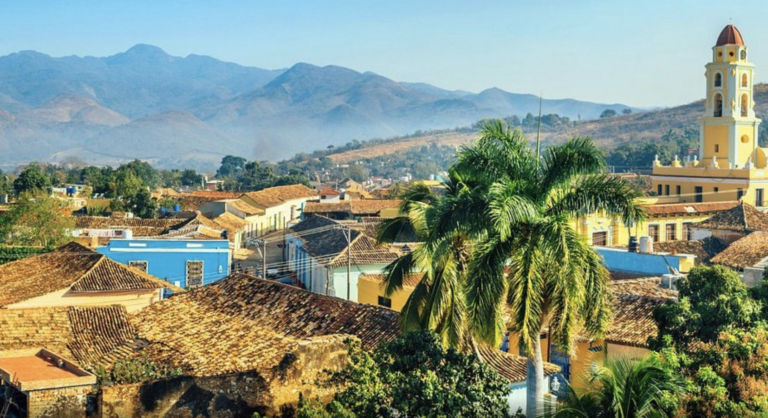 The Island: Foreign Office Tells Brits: Avoid Cuba Unless It’s Essential as Airlines Axe image