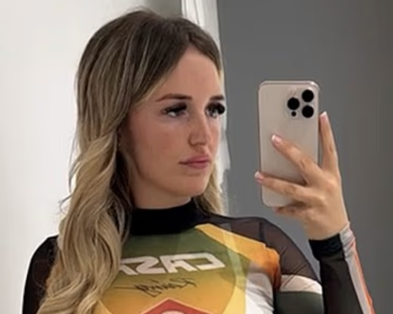 EncroChat Drugs Queen Jailed for Four Years After Blowing £100,000 on Botox, Designer Clothes and Gambling image