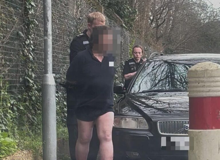 651682396 122143054334993757 8237112251618278176 n censored