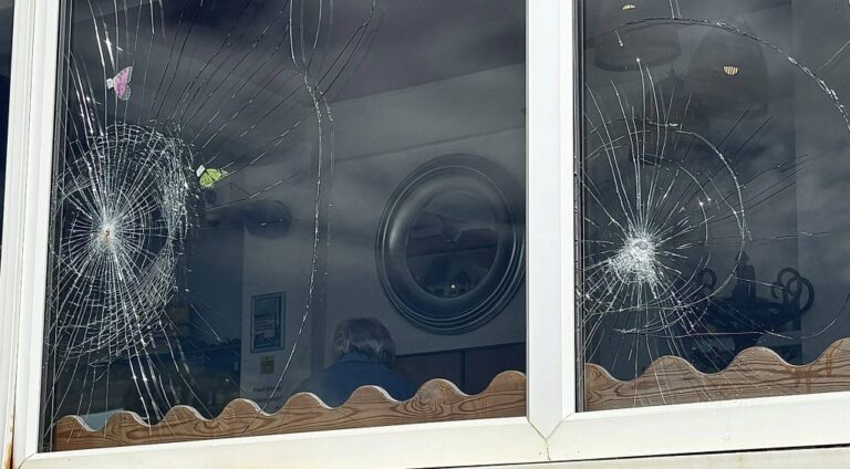 Saltdean Café Windows Smashed in Late Night Incident