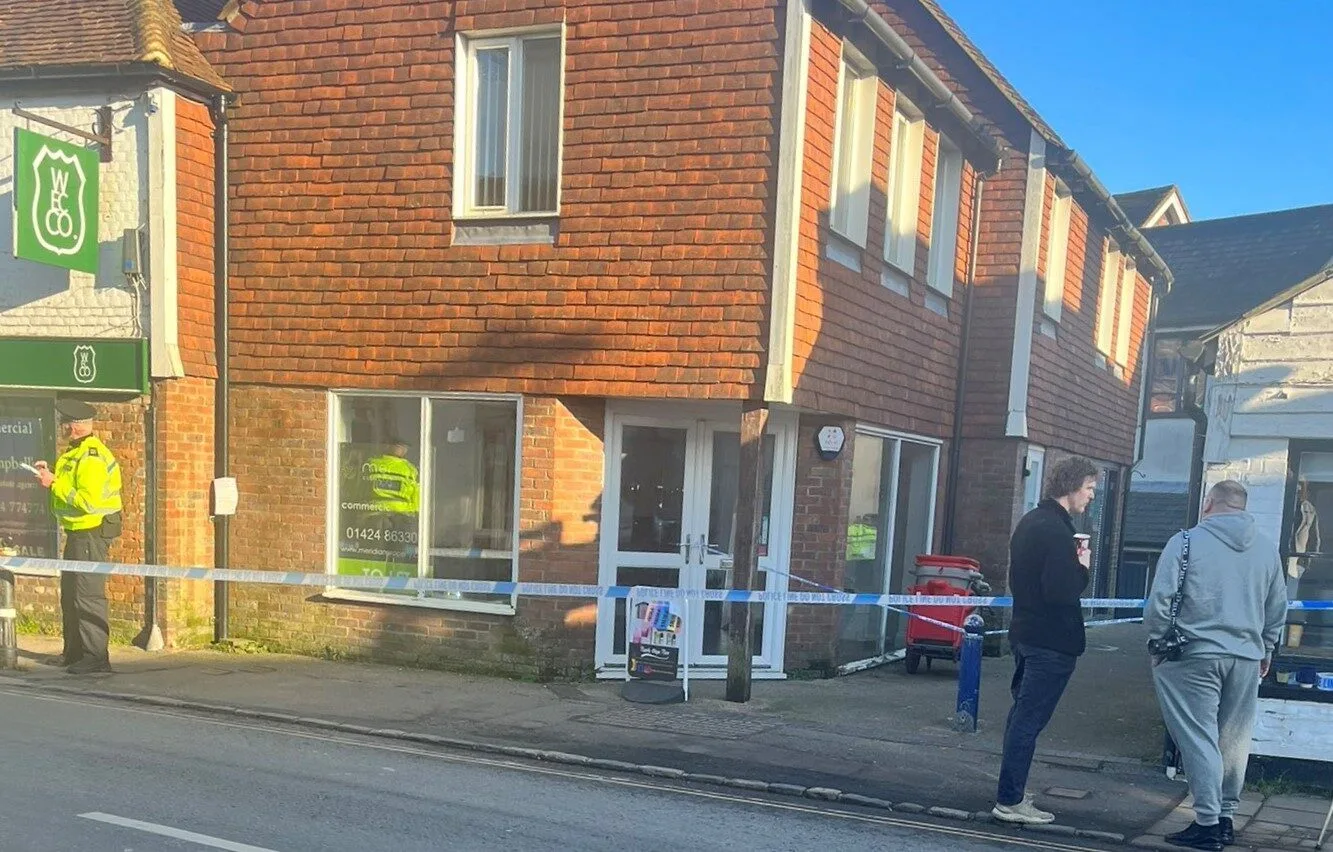 Man Stabbed Outside Battle Vape Shop After Weekend Break-In – Police Hunt Witnesses