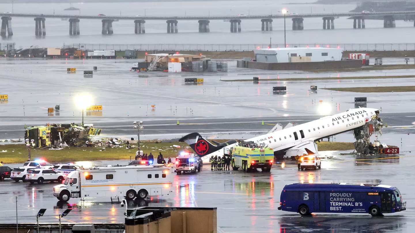 Air Traffic Controller Admits ‘Messed Up’ After LaGuardia Crash