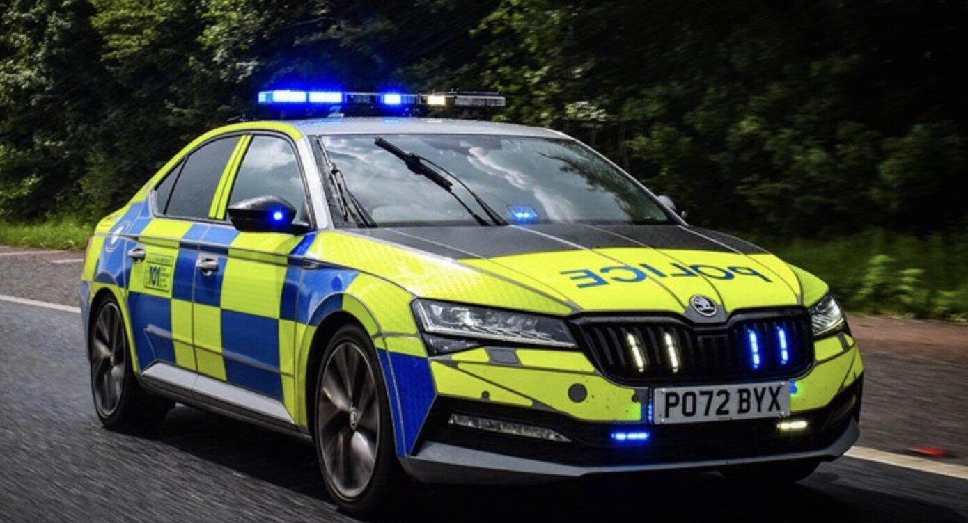 Man in 20s Seriously Injured in Leyland Hit-and-Run – UKNIP