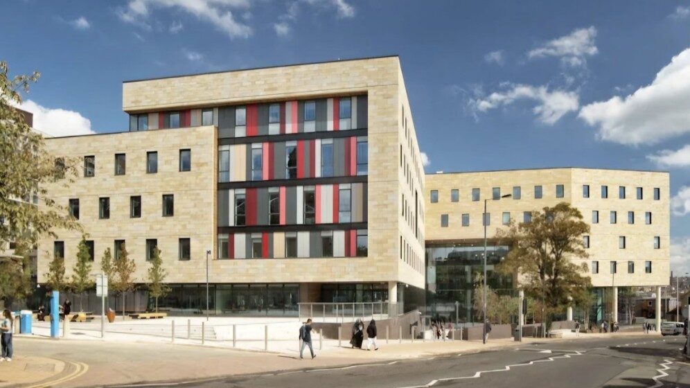 Knife Attack Shakes Bradford College – UKNIP