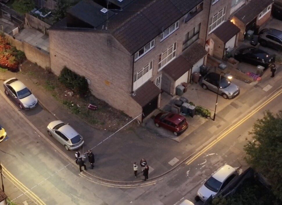 Man left with life changing injuries after cop shoot out  in Walthamstow ? UKNIP