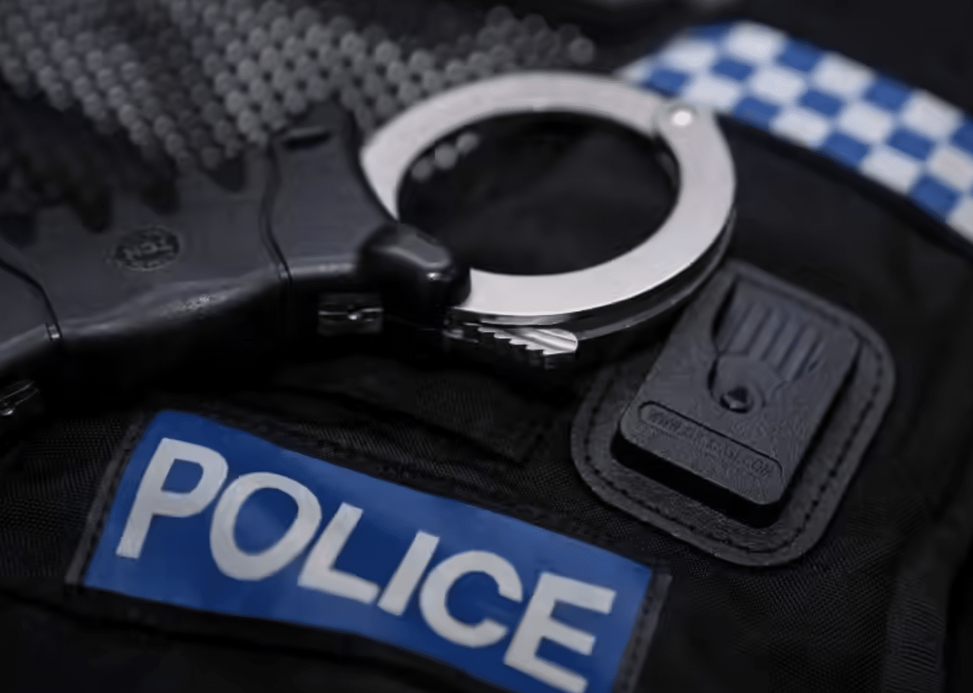 Teen Gang Busted After Mobile Phone Heist at Worthing Currys ? UKNIP