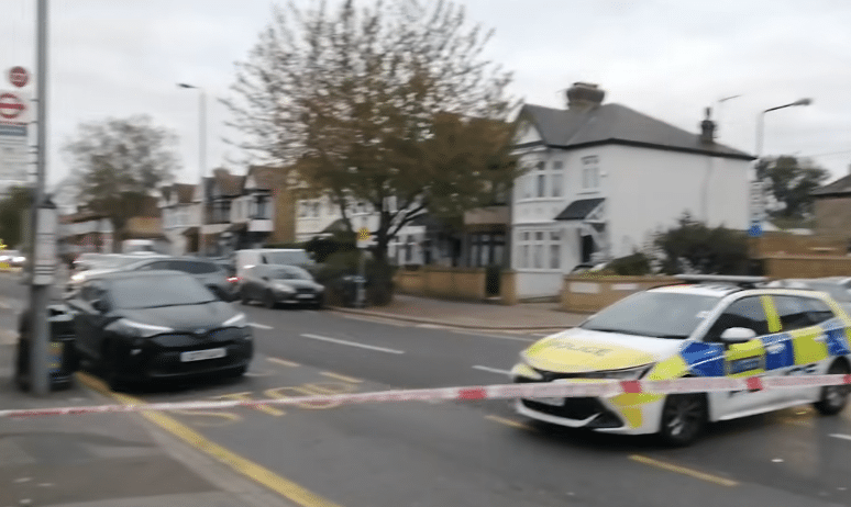 Child Hurt in Crash on Loxham Road – Road Shut in Chingford