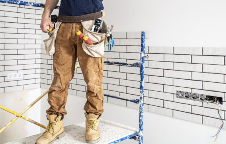 How to Combine Style and Practicality in a Bathroom Redesign? image