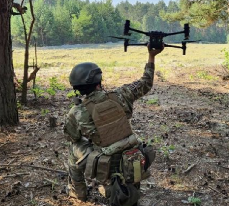 Elite Ukrainian Drone Hunters Head to Gulf as Brits Flee Iran Drone Attacks image