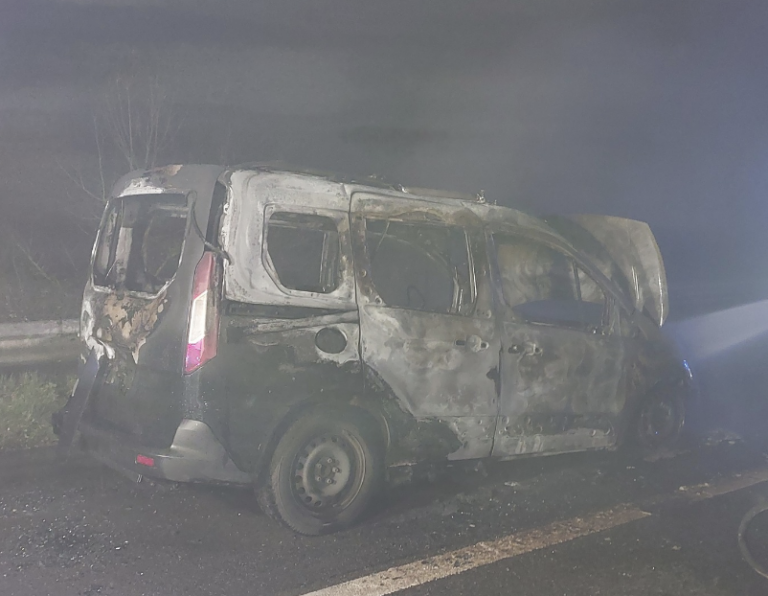 Vehicle Blaze Sparks Chaos on M3 and A303 image