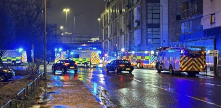 Six Fire Crews Rush to Blaze in Glasgow’s Tradeston image