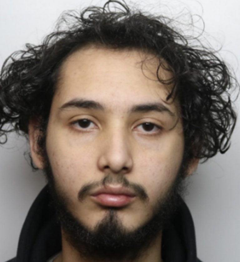 Dangerous Driver Slams M1 Central Reservation, Loses a Wheel image