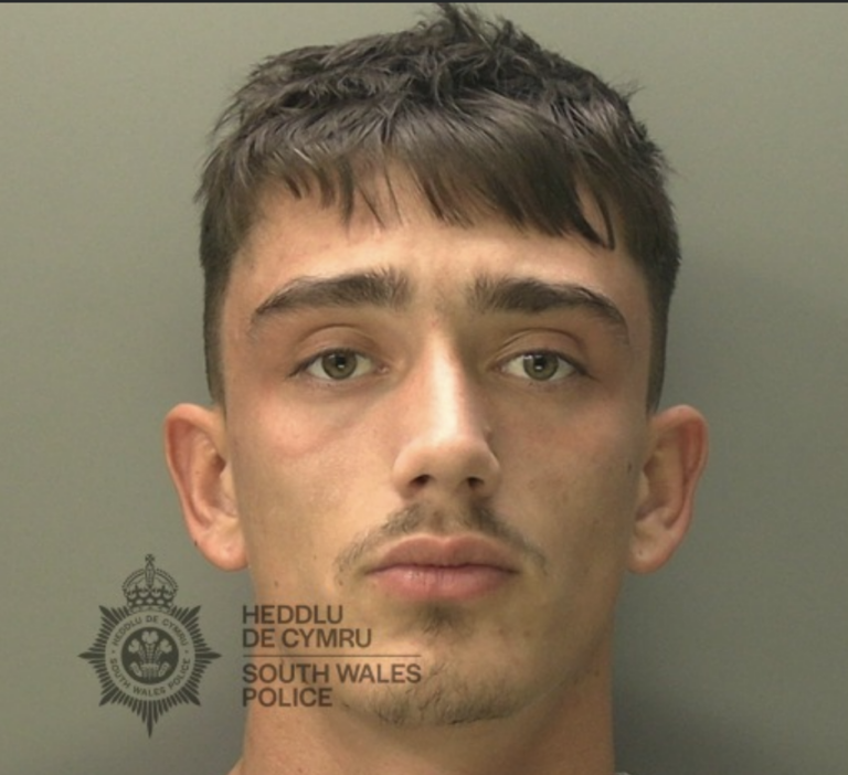 Drug haul and knife lands Porthcawl man in jail image