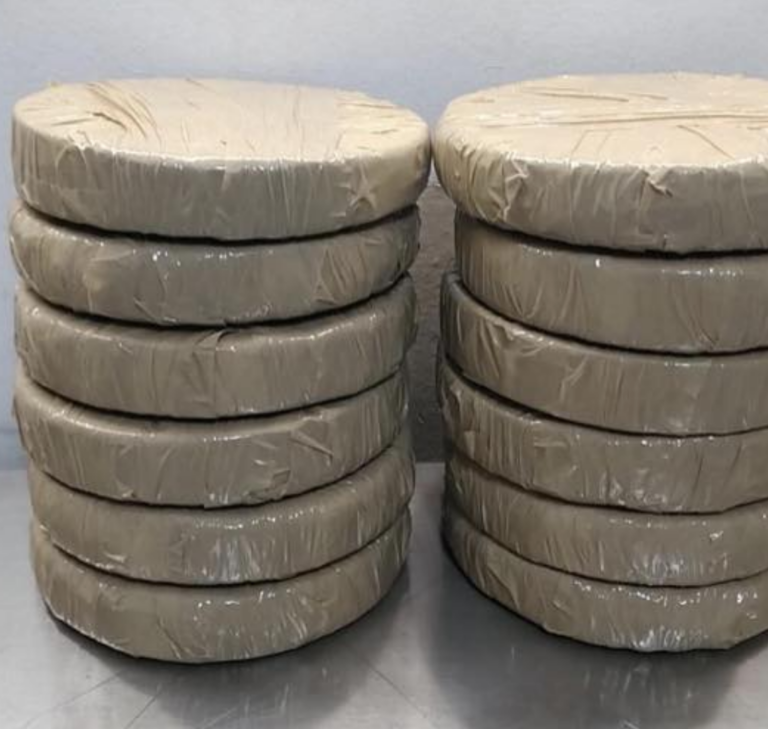 EncroChat Dealer Slapped With 13 Years Behind Bars at Manchester Airport image