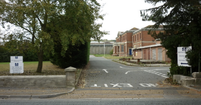 Life Term Lifer Punches Officer to Escape Drug Fuelled Isle of Wight Wing