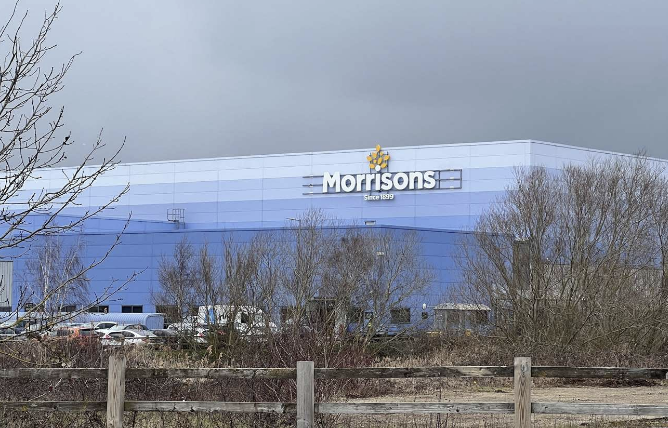 Three Cheerleaders and Morrisons Worker Hospitalised as Meningitis Outbreak Hits London; Cases Surge to 27