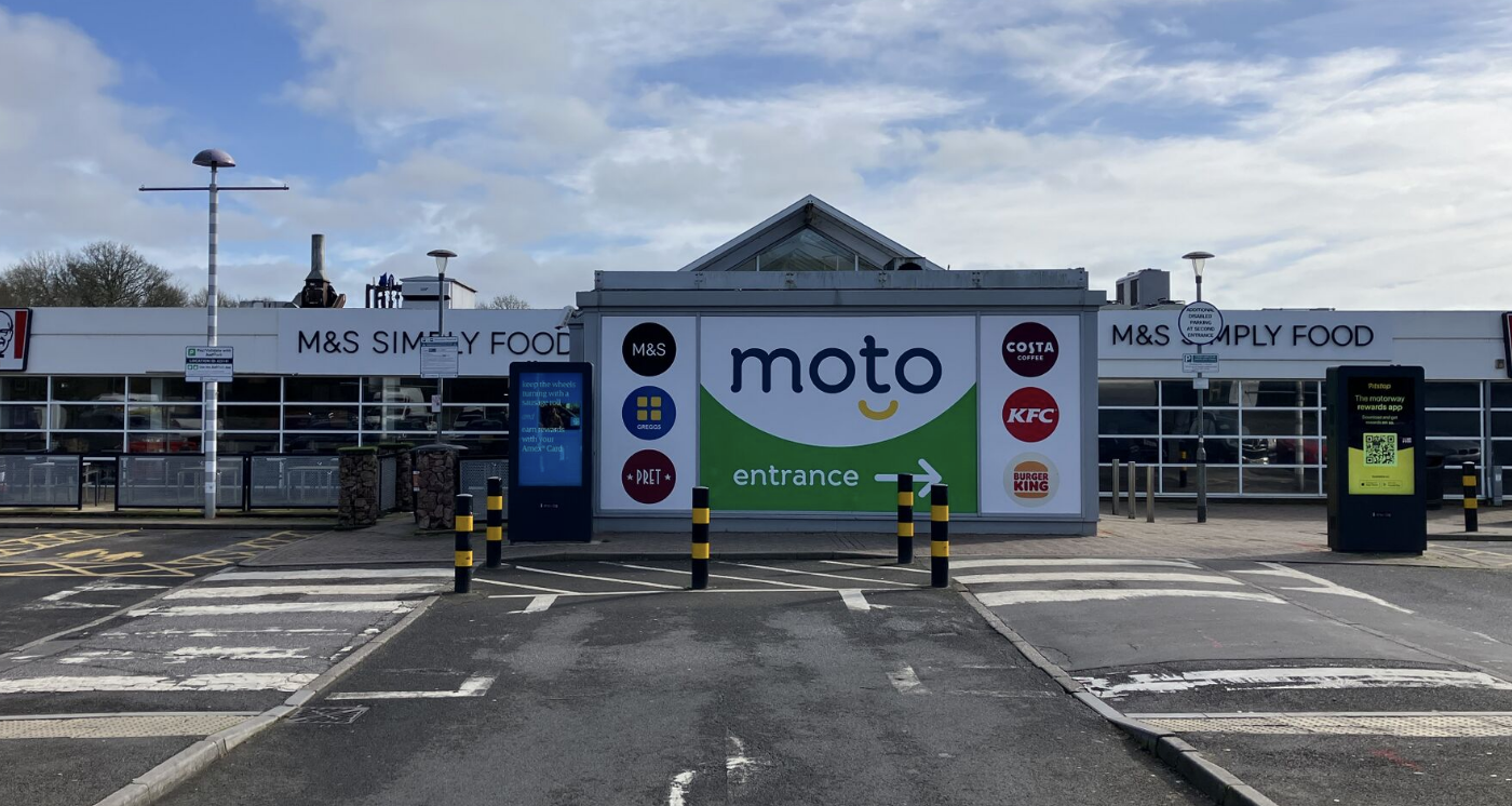 Man Dies After Collapsing at M4 Service Station in Wiltshire